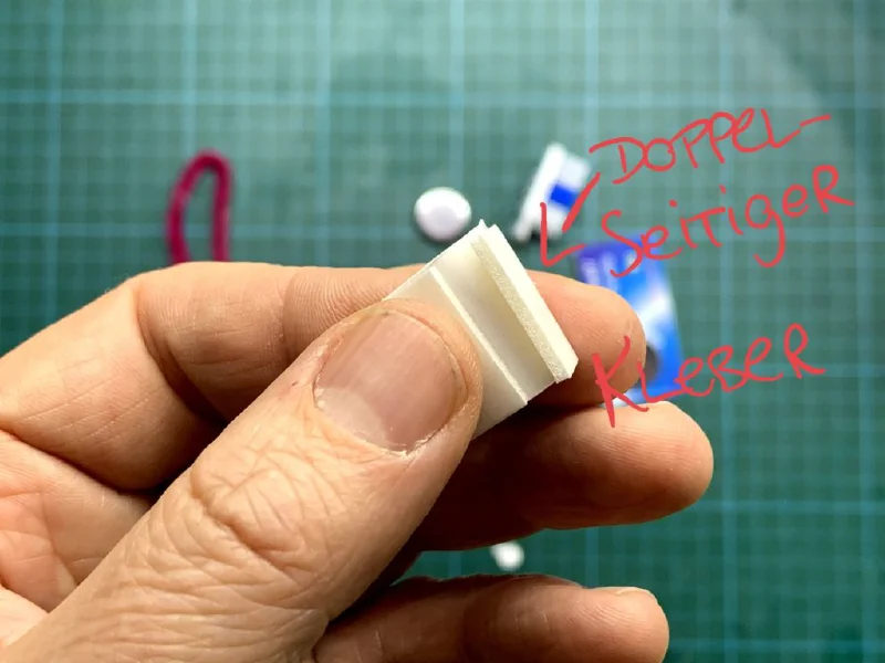 BürstiBot Bauanleitung Schritt 6 – Schalter einbauen