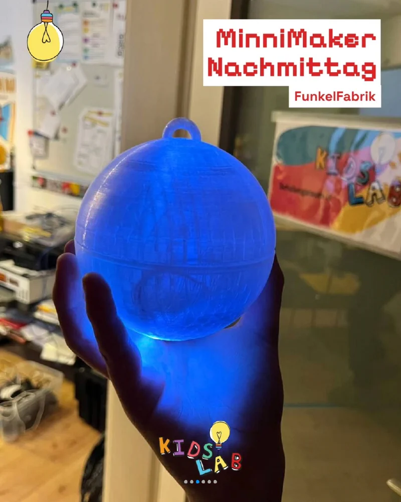 MinniMaker Leuchtende Kugel aus dem 3D-Drucker