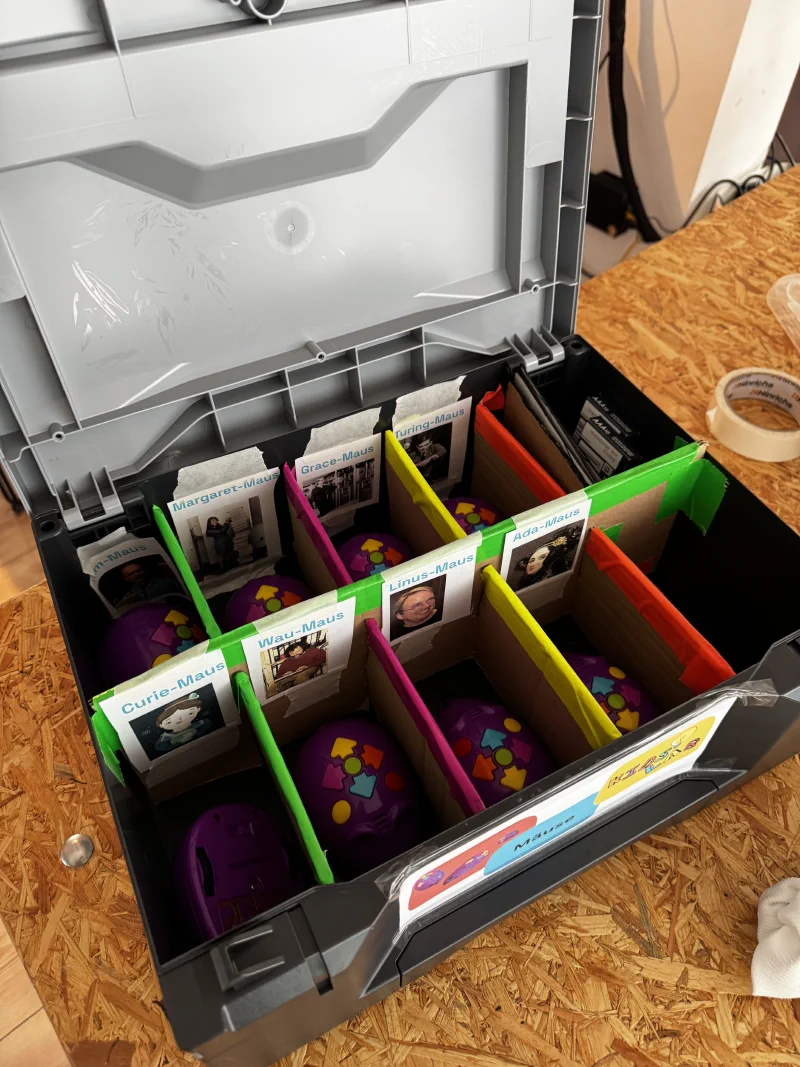 Lernkoffer mit Roboter-Mäusen